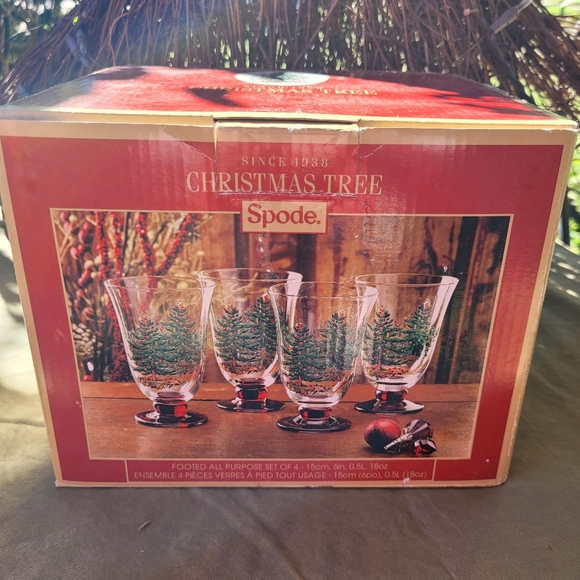 Spode Other - Spode, NIB! Set of 4 Christmas Tree Wine Glasses!